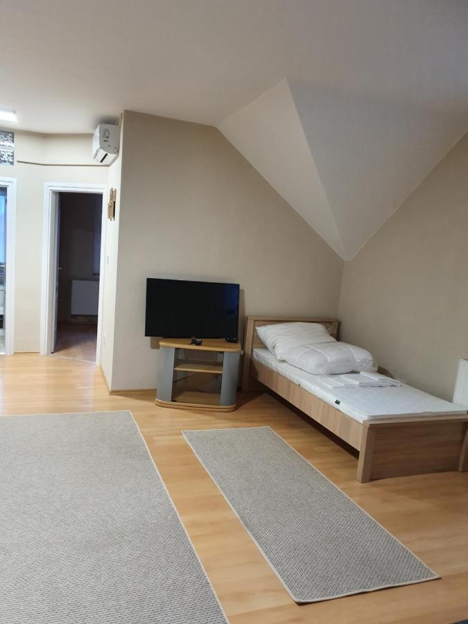 Bella Apartman Szeged Ngoại thất bức ảnh