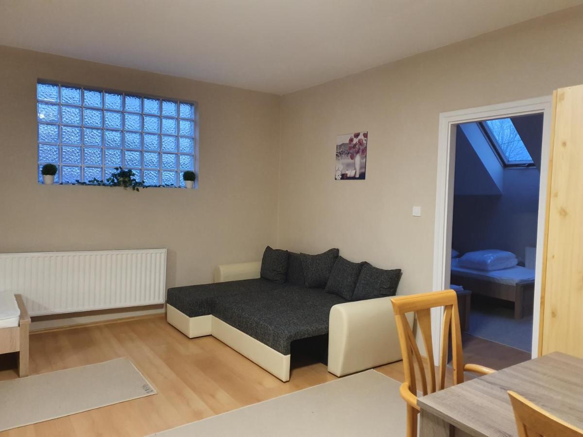 Bella Apartman Szeged Ngoại thất bức ảnh